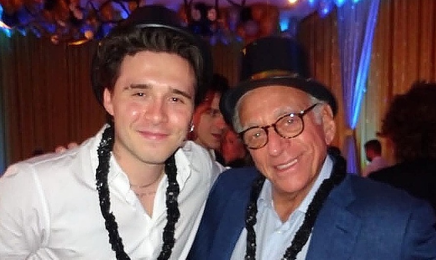 Brooklyn Beckham chúc sinh nhật bố vợ giữa tin đồn bất hòa gia đình - hình ảnh - j88slot.vip