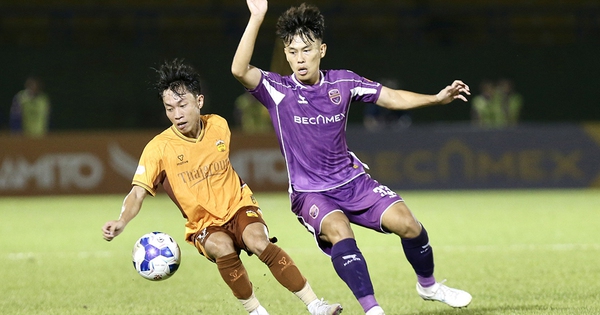 CLB Becamex TP.HCM chia tay V-League: Nỗi buồn cuối mùa và cơ hội mới từ J88 bắn cá - hình ảnh - j88slot.vip