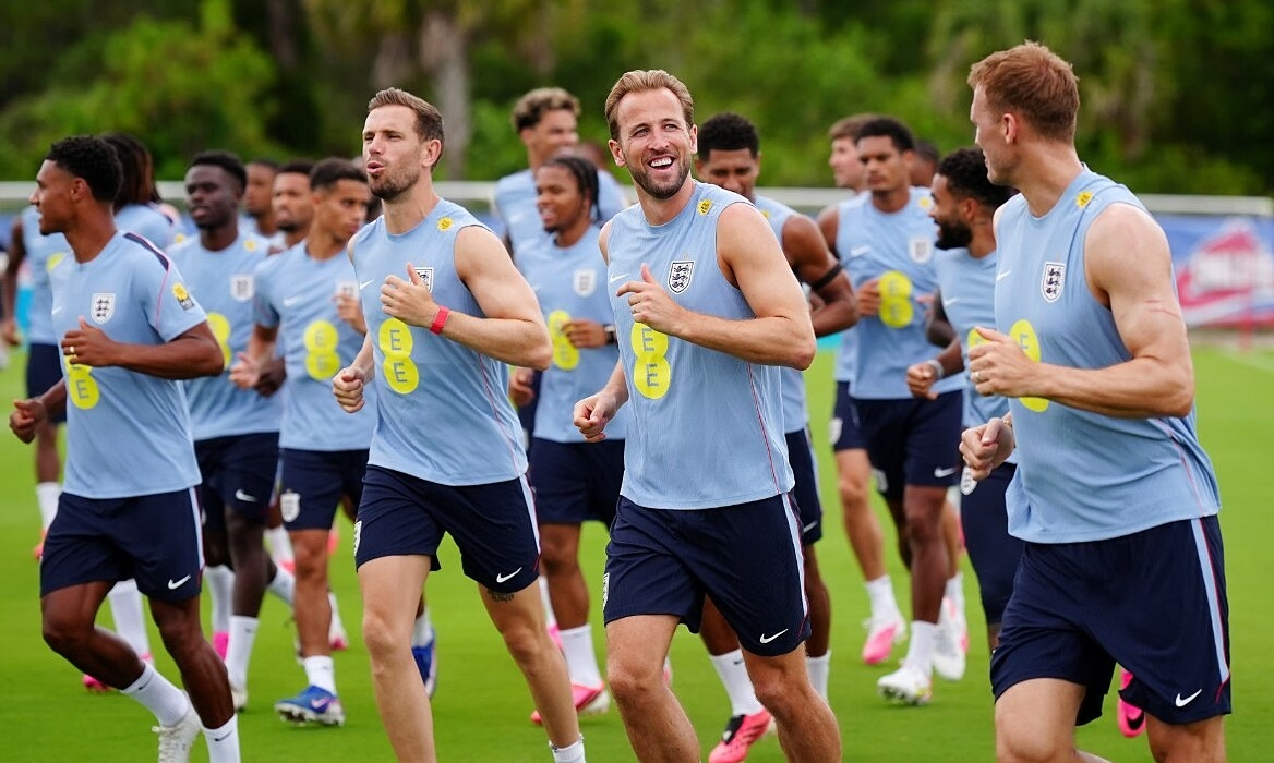 Terry chỉ trích Tuchel: Đội hình Anh thiếu ngôi sao, khó mơ World Cup 2026 - hình ảnh - j88slot.vip