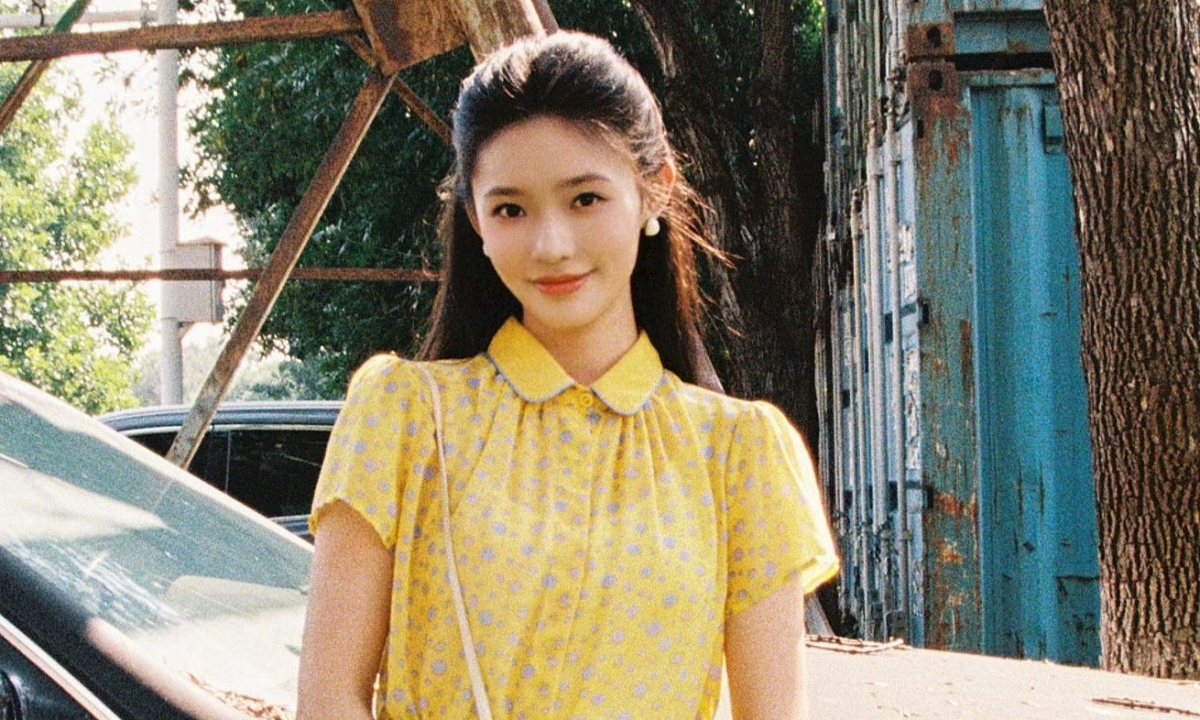 Nàng thơ phim Châu Tinh Trì đuối sức vì ép cân: Bài học về sức khỏe và cân bằng - hình ảnh - j88slot.vip Nàng thơ phim Châu Tinh Trì đuối sức vì ép cân: Bài học về sức khỏe và cân bằng - hình ảnh - j88slot.vip