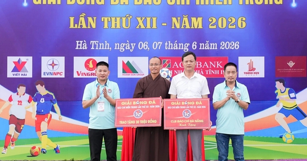 J88 đồng hành cùng giải bóng đá báo chí miền Trung tại Hà Tĩnh - hình ảnh - j88slot.vip J88 đồng hành cùng giải bóng đá báo chí miền Trung tại Hà Tĩnh - hình ảnh - j88slot.vip