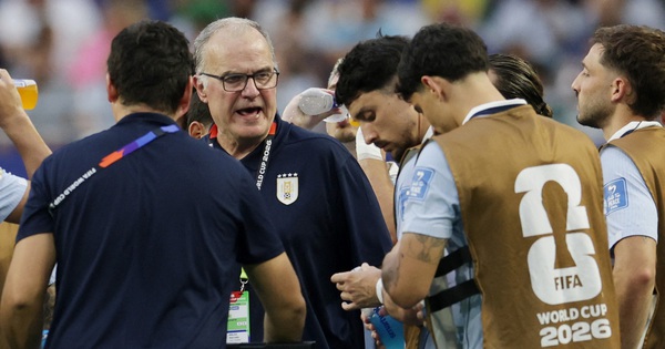 Cầu thủ Uruguay phản ứng dữ dội HLV Bielsa trước trận quyết đấu Tây Ban Nha - hình ảnh - j88slot.vip