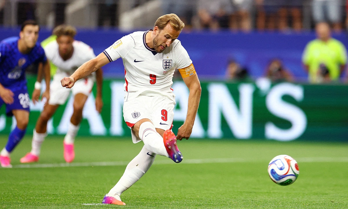Boateng Kêu Gọi FIFA Cấm Cách Sút Phạt Đền ‘Gây Tranh Cãi’ Của Harry Kane - hình ảnh - j88slot.vip