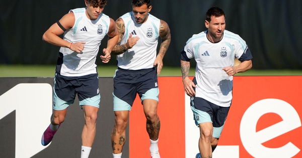 Messi bất ngờ không họp báo trước World Cup 2026, HLV Scaloni nói gì?: góc nhìn mới cho người chơi Việt - hình ảnh - j88slot.vip
