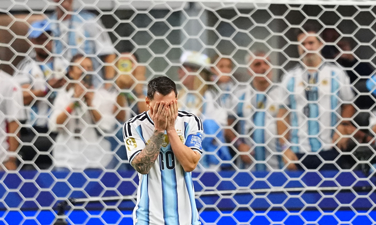 Messi sút hỏng phạt đền nhiều nhất lịch sử World Cup: Cú đá định mệnh và cơ hội mới cho fan cá cược - hình ảnh - j88slot.vip
