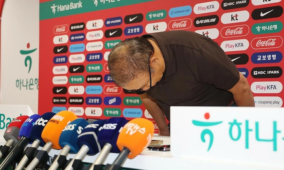Ông Park cúi đầu xin lỗi, Hàn Quốc chia tay World Cup 2026 đầy tiếc nuối - hình ảnh - j88slot.vip