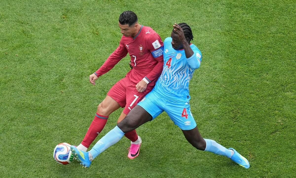 Ronaldo tịt ngòi 10 trận liên tiếp: Cú sốc cho fan và cơ hội cho người chơi J88 - hình ảnh - j88slot.vip