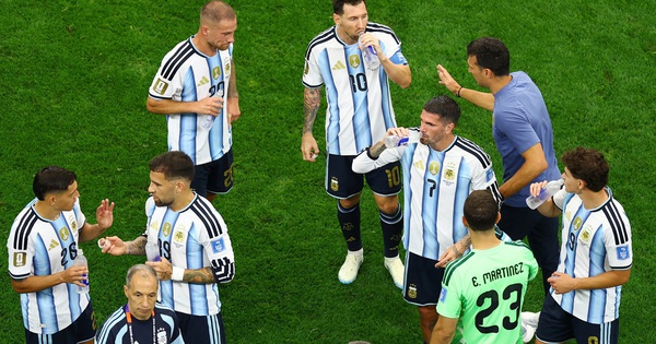 Messi răm rắp tuân lệnh, không bao giờ ‘cãi’ HLV Scaloni nửa lời, đủ tuyệt kỹ đấu… World Cup 2030 - hình ảnh - j88slot.vip