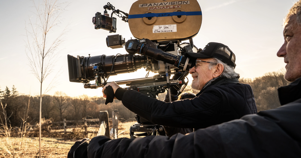 Bom tấn vừa ra mắt của Steven Spielberg gây tranh cãi: góc nhìn mới cho người chơi Việt - hình ảnh - j88slot.vip Bom tấn vừa ra mắt của Steven Spielberg gây tranh cãi: góc nhìn mới cho người chơi Việt - hình ảnh - j88slot.vip