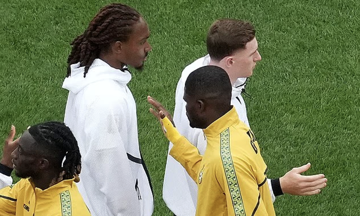 J88 cược bóng đá: Cầu thủ Anh gây tranh cãi khi từ chối bắt tay đối thủ tại World Cup 2026 - hình ảnh - j88slot.vip