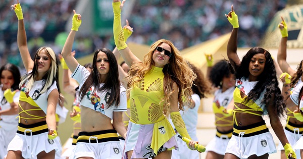 Shakira nhảy múa ăn mừng khi Colombia có vé đi tiếp, vì sao Ronaldo phải lo? - hình ảnh - j88slot.vip Shakira nhảy múa ăn mừng khi Colombia có vé đi tiếp, vì sao Ronaldo phải lo? - hình ảnh - j88slot.vip
