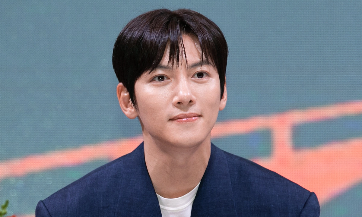 Ji Chang Wook: ‘Tôi nhận năng lượng tích cực khi đến Việt Nam’ - hình ảnh - j88slot.vip Ji Chang Wook: ‘Tôi nhận năng lượng tích cực khi đến Việt Nam’ - hình ảnh - j88slot.vip
