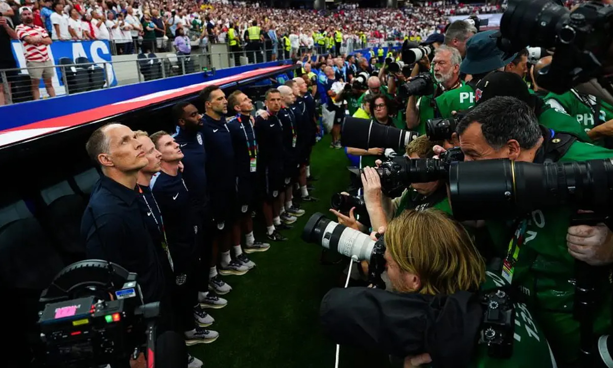 Tuchel Khiến FIFA Thay Đổi Quy Định Nghi Thức Quốc Ca: Dấu Ấn Từ World Cup 2026 - hình ảnh - j88slot.vip Tuchel Khiến FIFA Thay Đổi Quy Định Nghi Thức Quốc Ca: Dấu Ấn Từ World Cup 2026 - hình ảnh - j88slot.vip