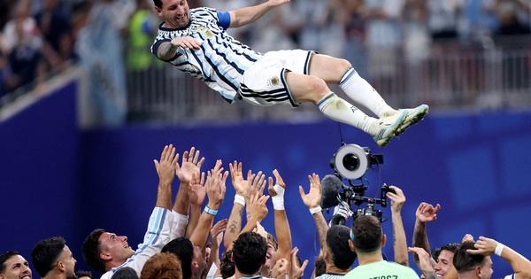 Roy Keane ca ngợi tinh thần ‘chiến đấu đường phố’ của Argentina sau kỳ tích lội ngược dòng không tưởng: góc nhìn mới cho người chơi Việt - hình ảnh - j88slot.vip