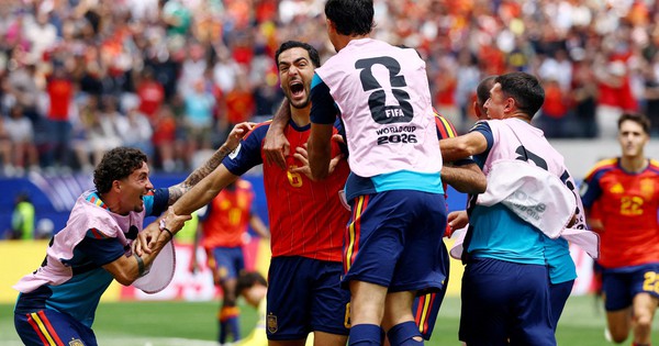 ‘Gà son’ Merino lập kỳ tích như David Villa năm 2010, Yamal tuyên bố không sợ Pháp: góc nhìn mới cho người chơi Việt - hình ảnh - j88slot.vip
