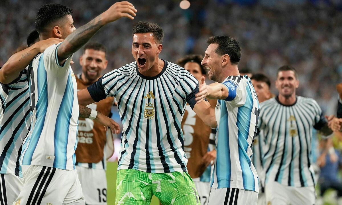 Thưởng đăng ký J88: Argentina thắng Cape Verde kịch tính nhờ Messi - hình ảnh - j88slot.vip