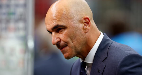 HLV Martinez chia tay đội tuyển Bồ Đào Nha sau thất bại đầy tiếc nuối tại World Cup 2026 - hình ảnh - j88slot.vip HLV Martinez chia tay đội tuyển Bồ Đào Nha sau thất bại đầy tiếc nuối tại World Cup 2026 - hình ảnh - j88slot.vip